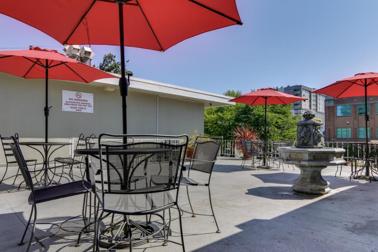 Campus Inn&suites Downtown Motel